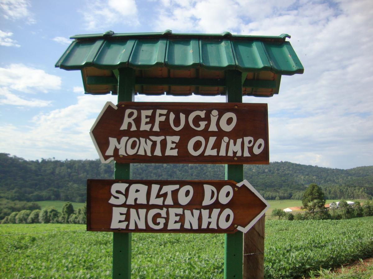 Refugio Monte Olimpo Hotel Кампо Алегре Екстериор снимка